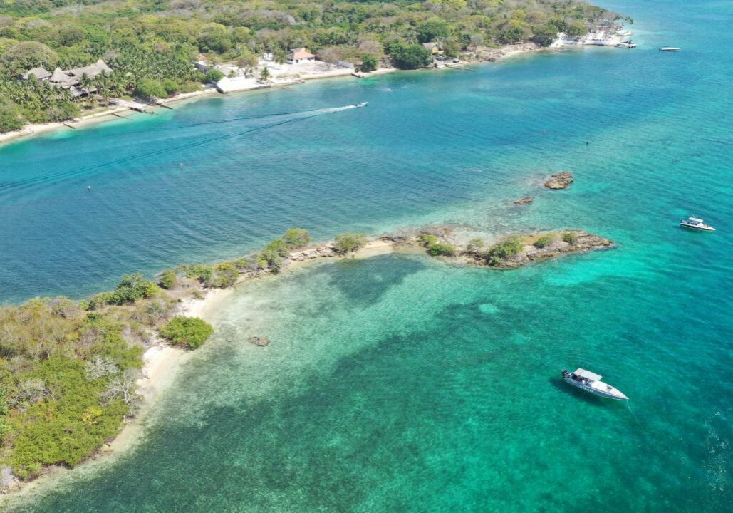 Overview of Rosario Islands Overview of boats and shore line of Rosario Islands in Columbia